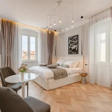 Pensionat Luxury L'avenue 2