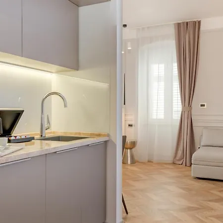 Luxury L'avenue 2 Gæstehus Split