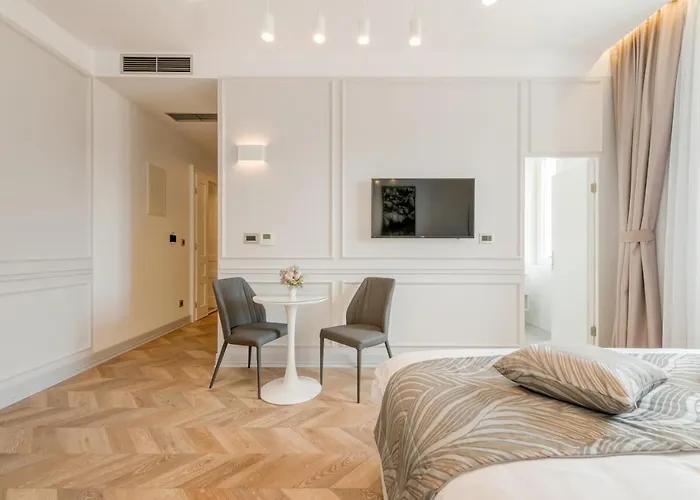 Penzion Luxury L'avenue 2 Split