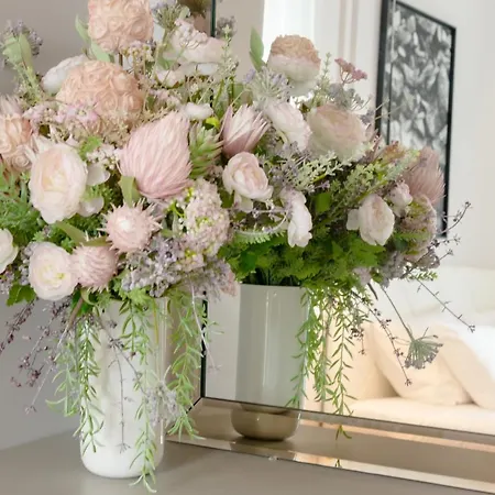 Casa de hóspedes Luxury L'avenue 2 4*