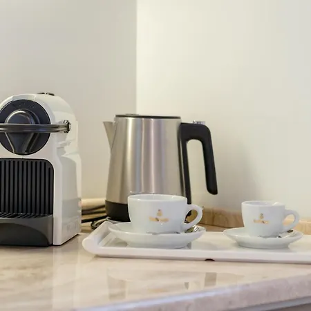 Luxury L'avenue 2 4*